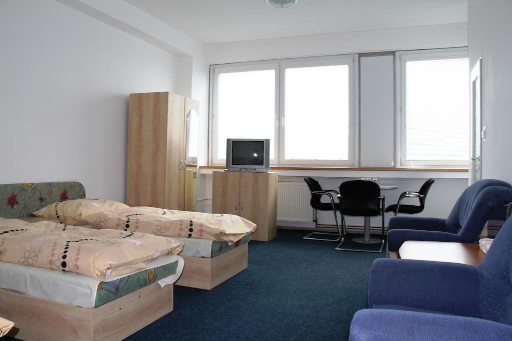 Hotel Dom Techniky 질리나 객실 사진